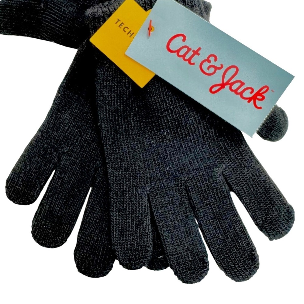 New set of 3 gloves for kids cat and jack.